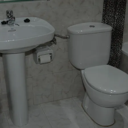 Santacruz Szálloda Oviedo