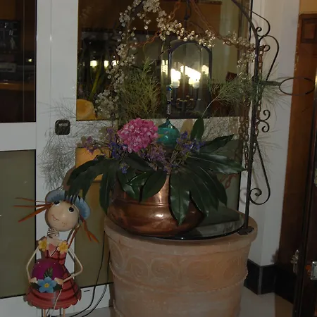 圣克鲁斯酒店 酒店