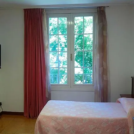 Santacruz Szálloda Oviedo
