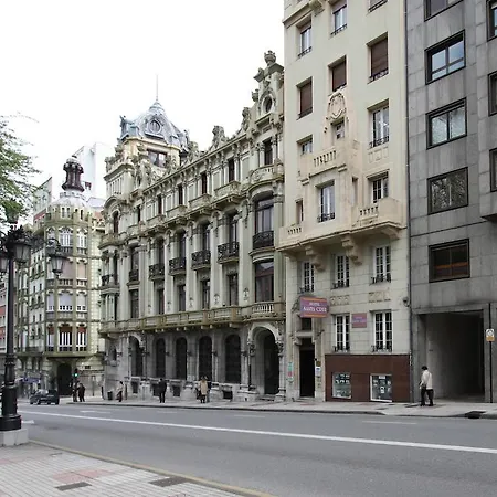 Santacruz * Oviedo