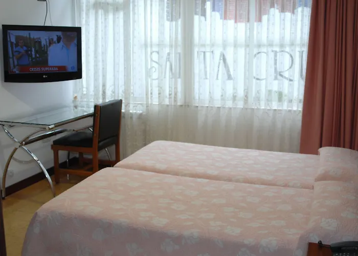 Otel Santacruz Oviedo