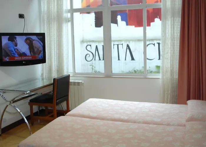 Otel Santacruz Oviedo